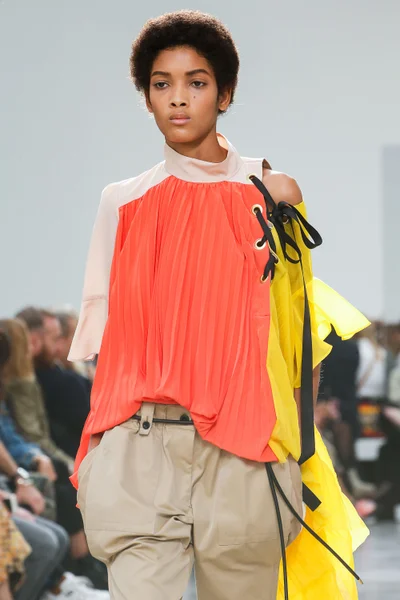 Look 20